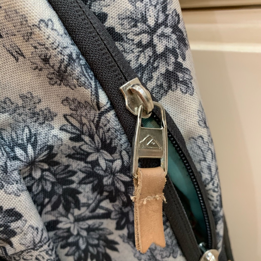 Quicksilver Backpack - image 2